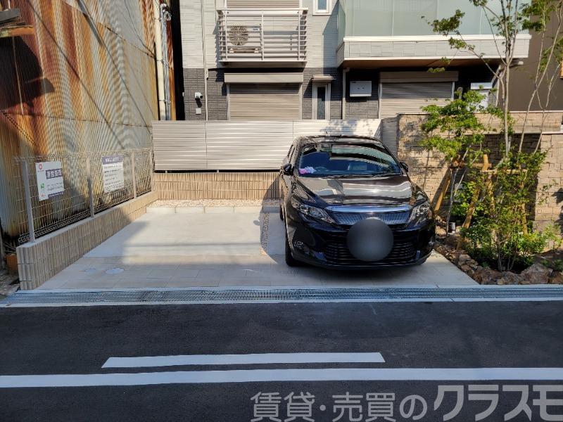 25/30 駐車場