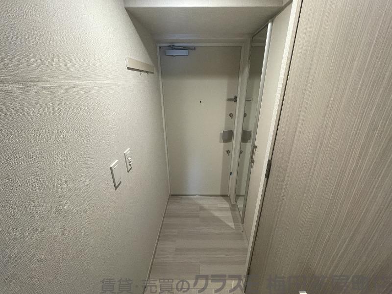16/30 玄関