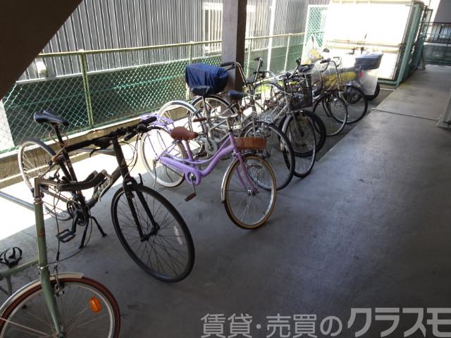 18/30 エントランス