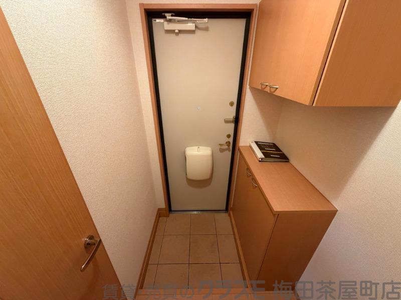 14/30 玄関