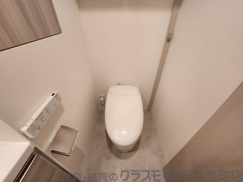 23/30 トイレ