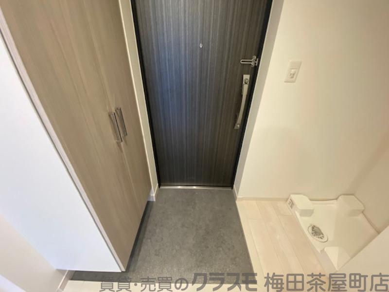 14/30 玄関