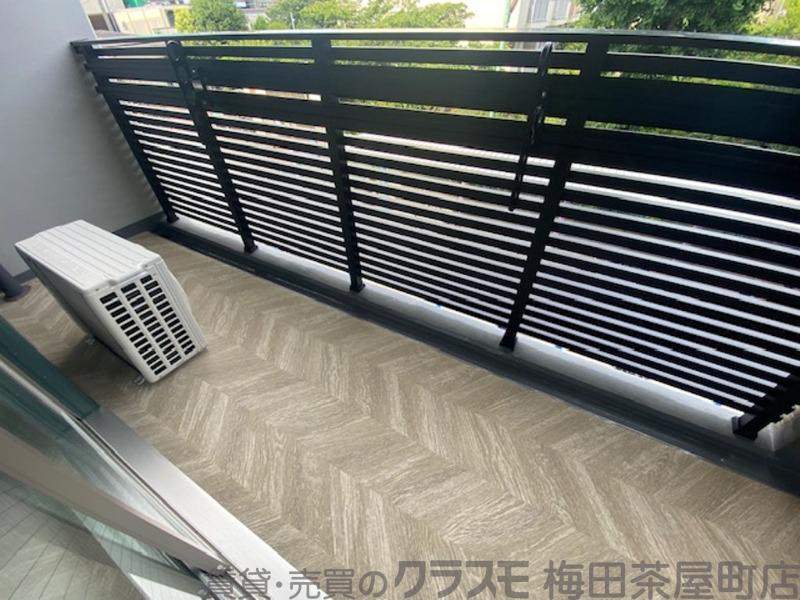 21/30 バルコニー