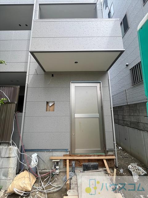 13/20 エントランス
