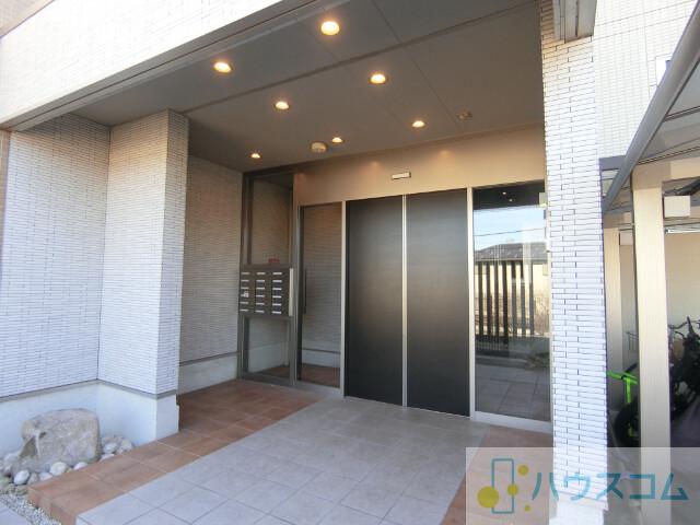 20/25 エントランス