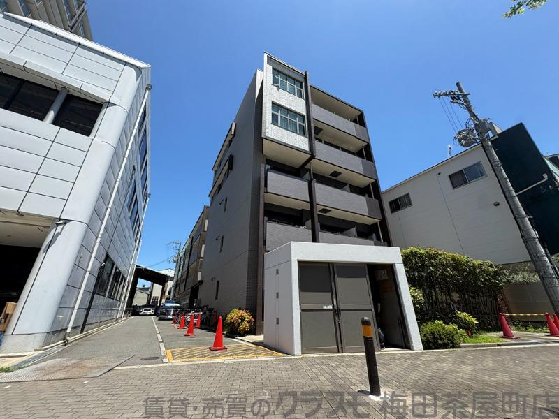 2/30 外観