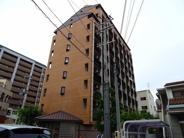 2/10 外観