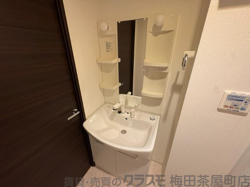 17/30 洗面
