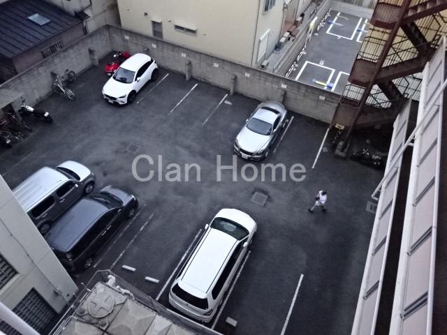2/13 駐車場