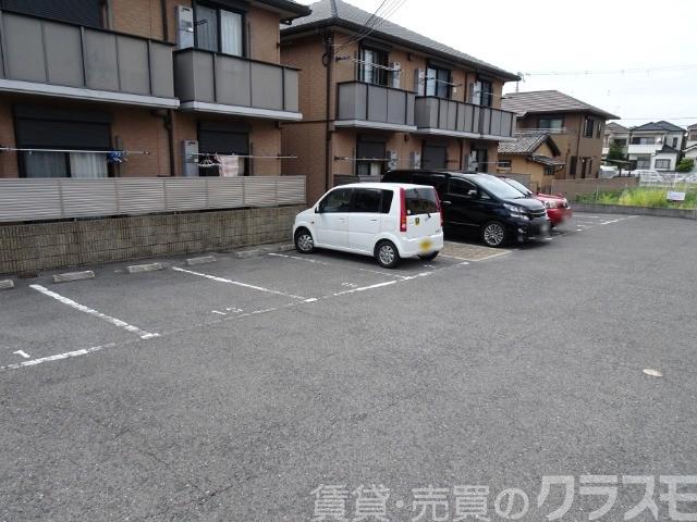 20/30 駐車場