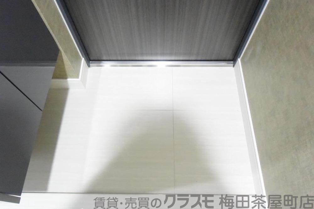 14/30 玄関