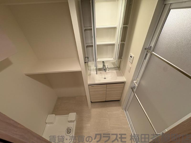 13/30 室内