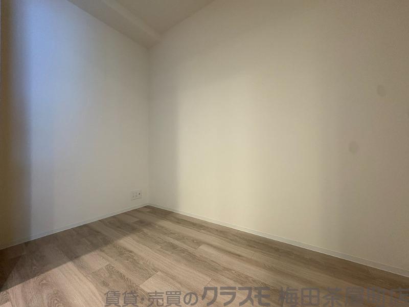 14/30 寝室