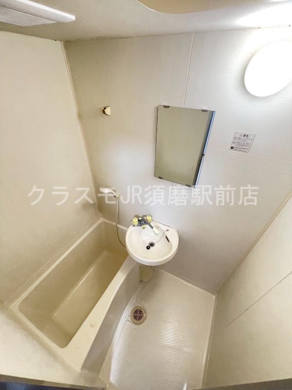 14/28 洗面