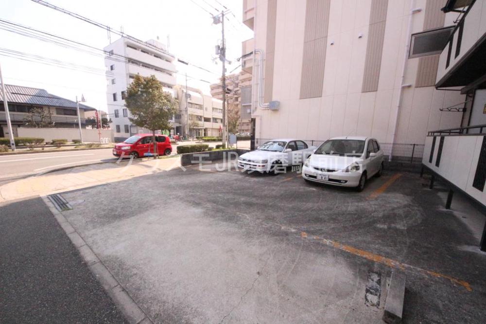 16/26 駐車場