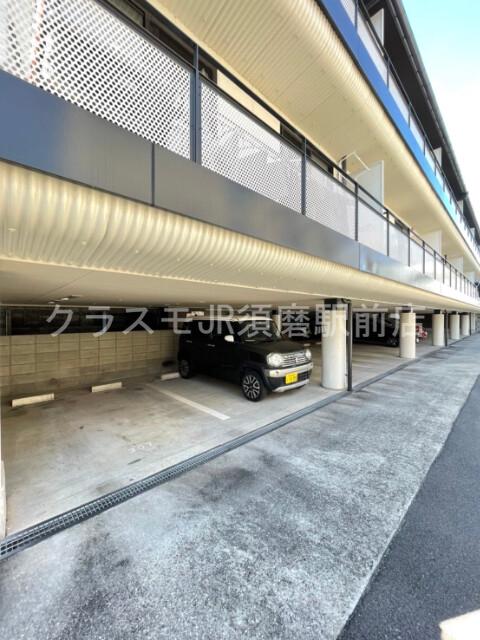 23/30 駐車場