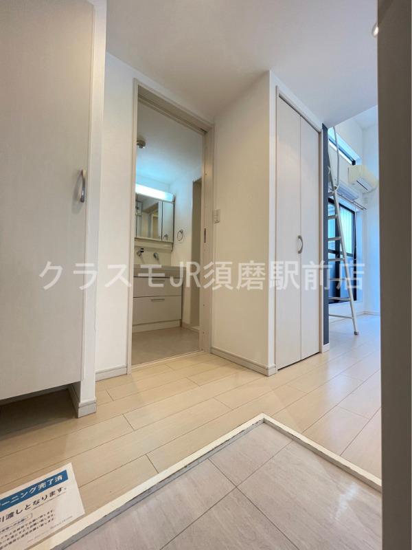 19/30 玄関