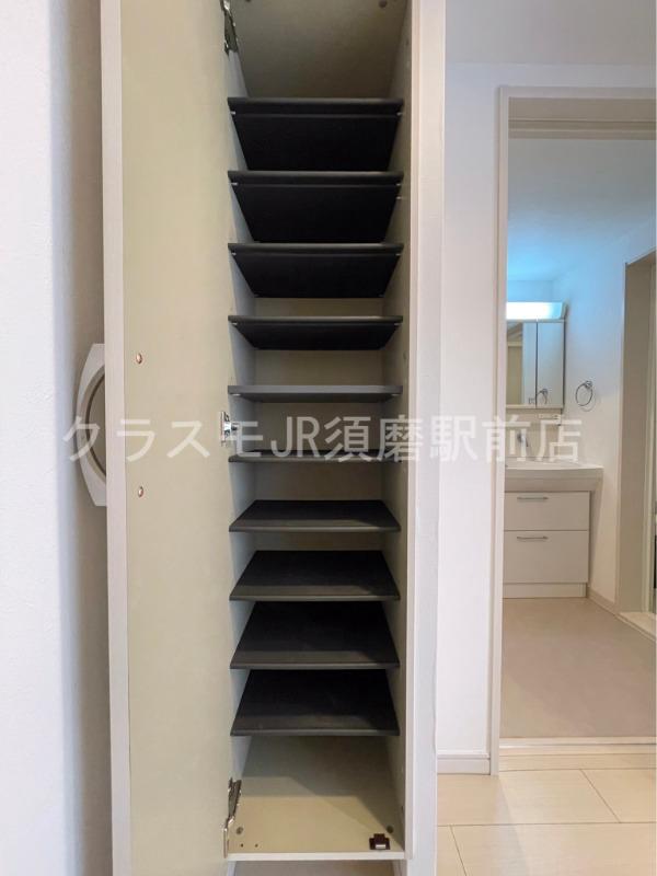 17/30 収納