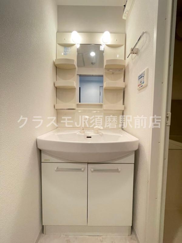 13/30 洗面