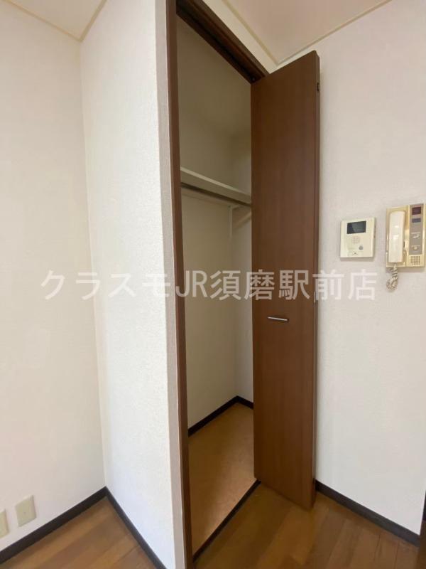 13/29 収納