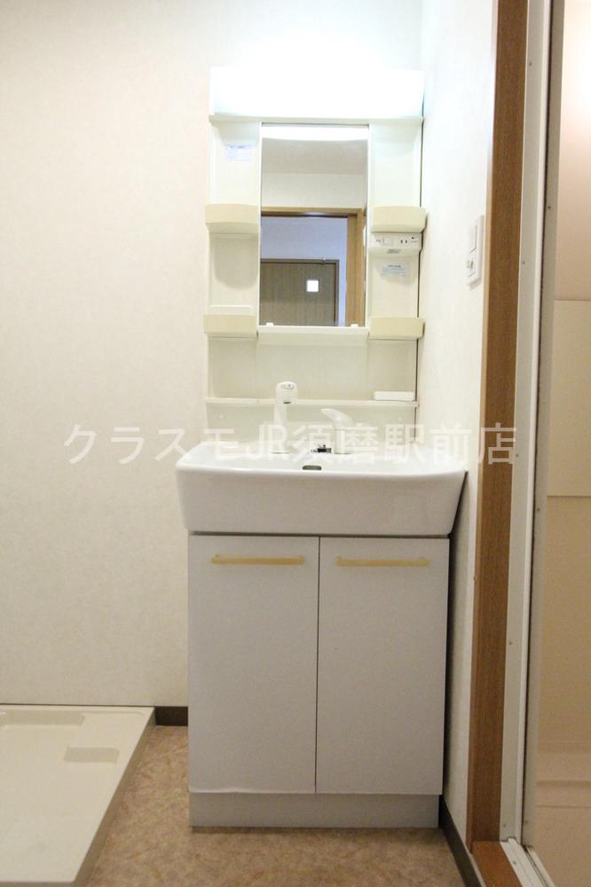 13/30 洗面