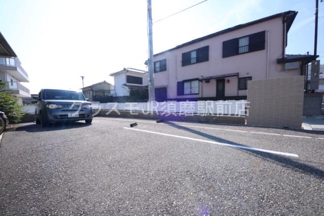 2/5 駐車場