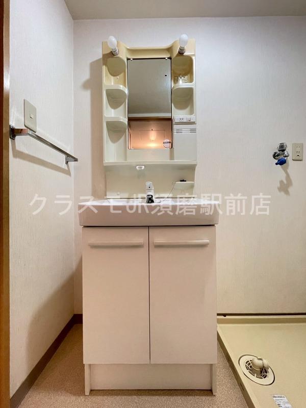 13/27 洗面