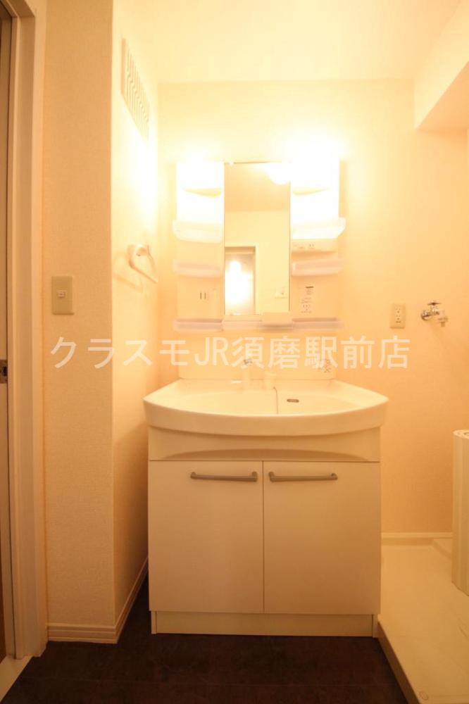 13/30 洗面