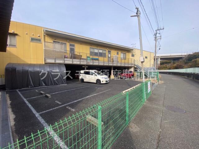 22/30 駐車場