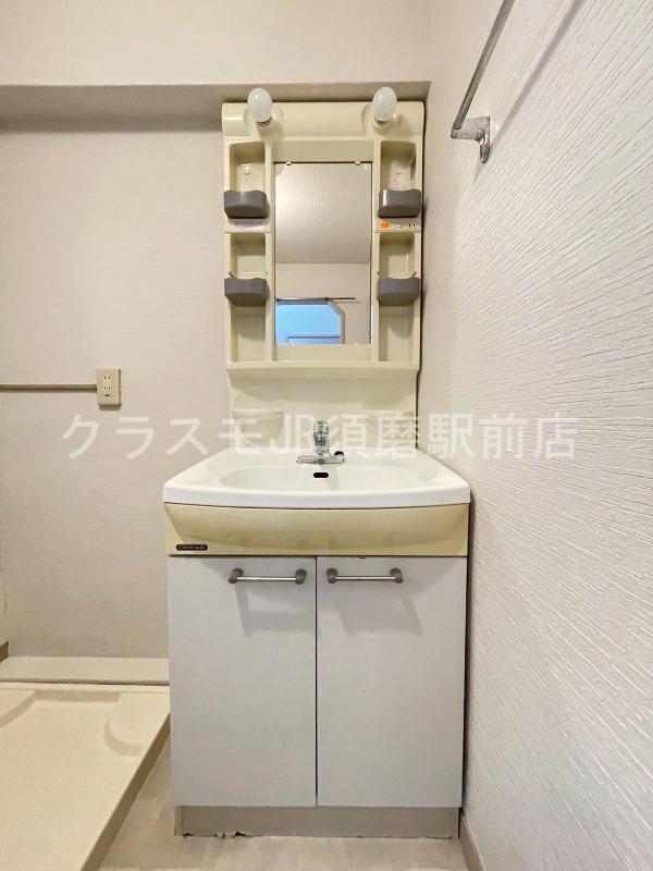 13/30 洗面