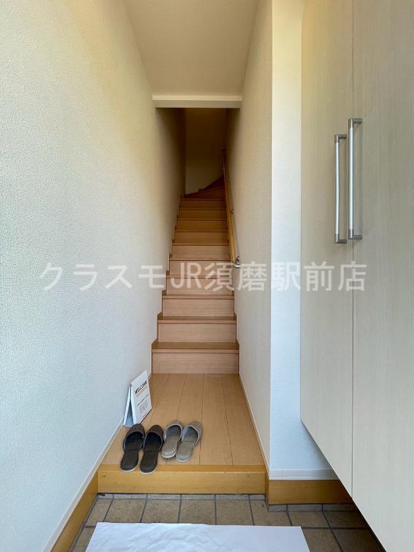 13/30 玄関