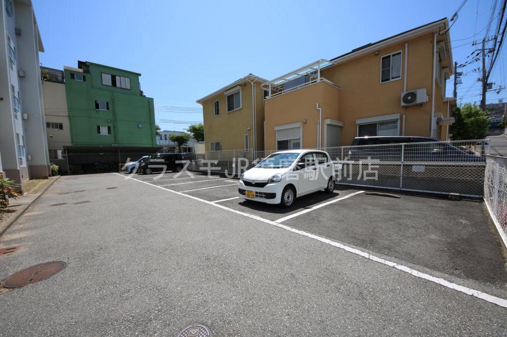 17/26 駐車場