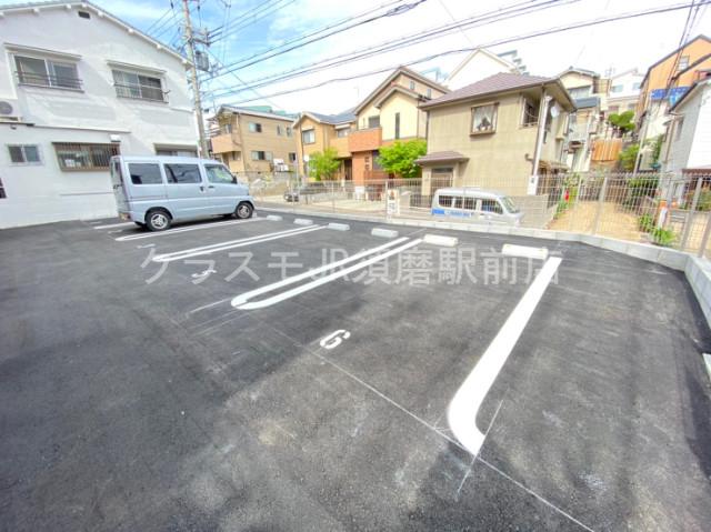 19/28 駐車場