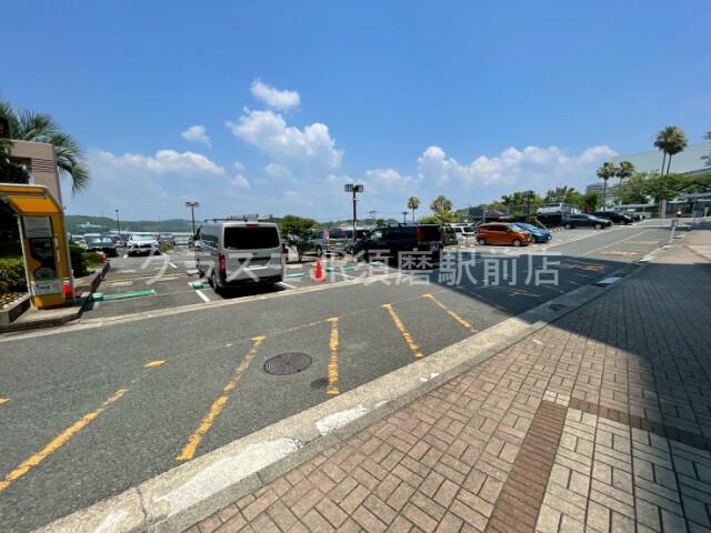 28/30 駐車場