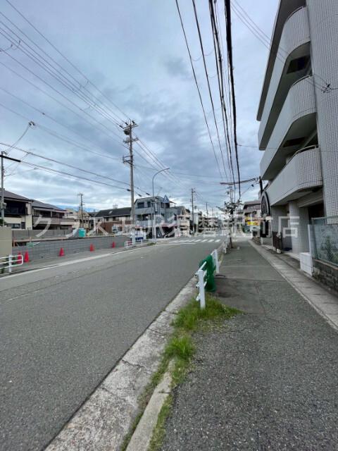 2/30 外観