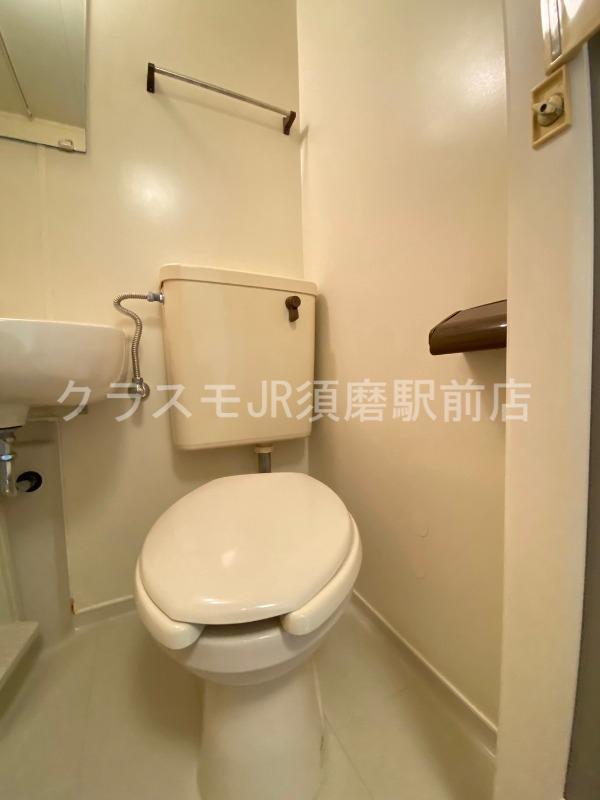 16/30 トイレ