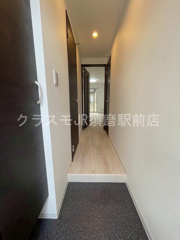 19/30 玄関