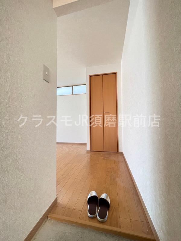 14/30 玄関