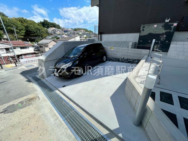18/26 駐車場