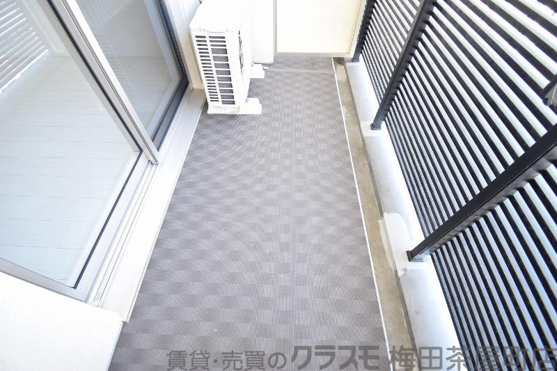 20/30 バルコニー