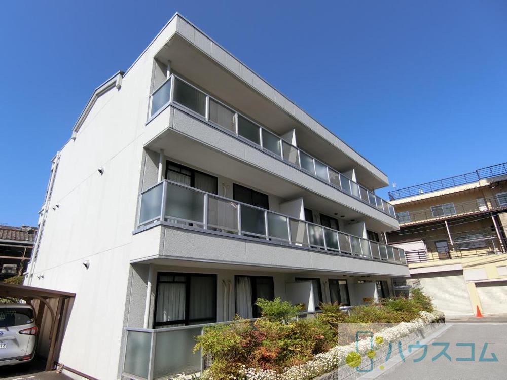 2/30 外観