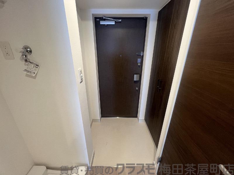 14/30 玄関