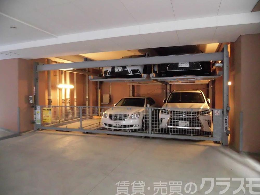 22/30 駐車場