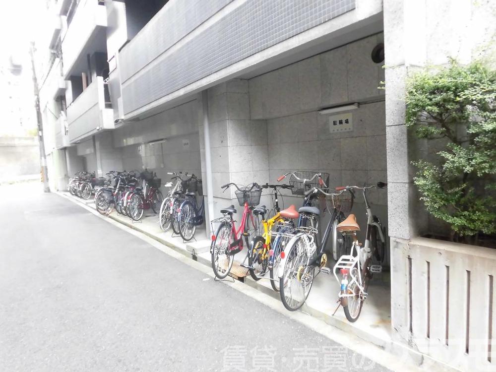22/26 駐車場