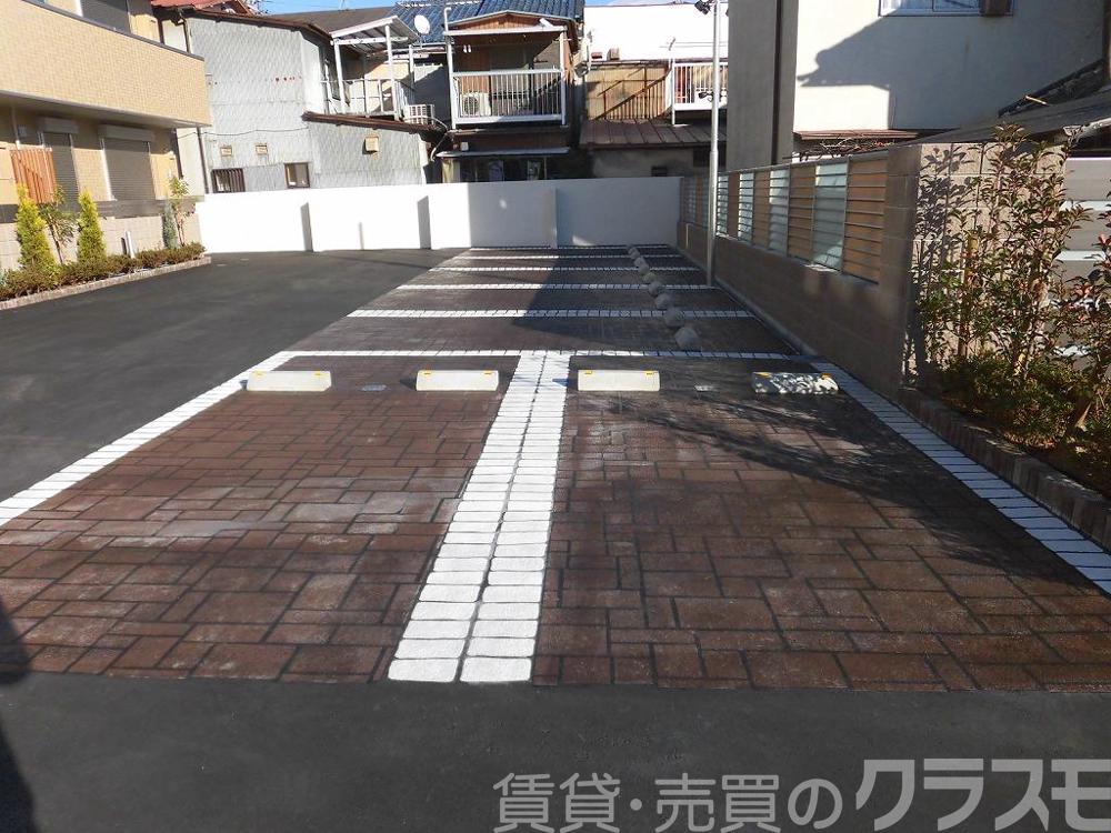 20/25 駐車場