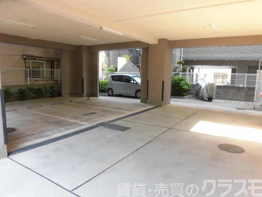 22/29 駐車場