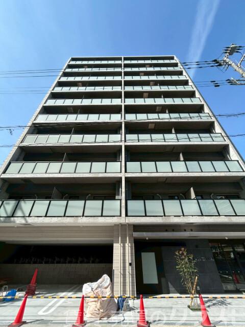 21/30 エントランス