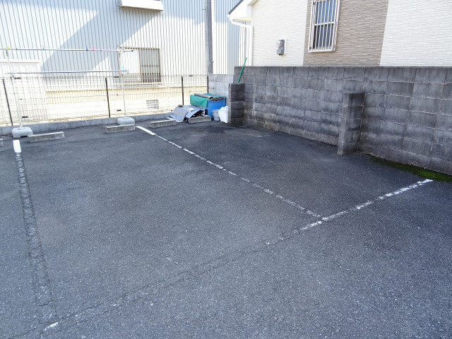22/30 駐車場