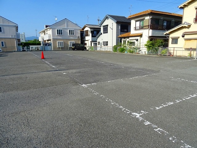 22/29 駐車場
