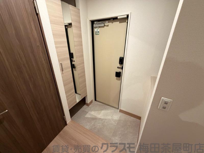 14/30 玄関